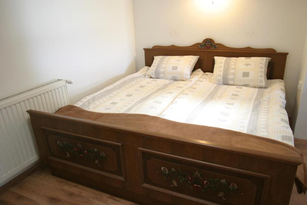 Villa Teleki Room photo