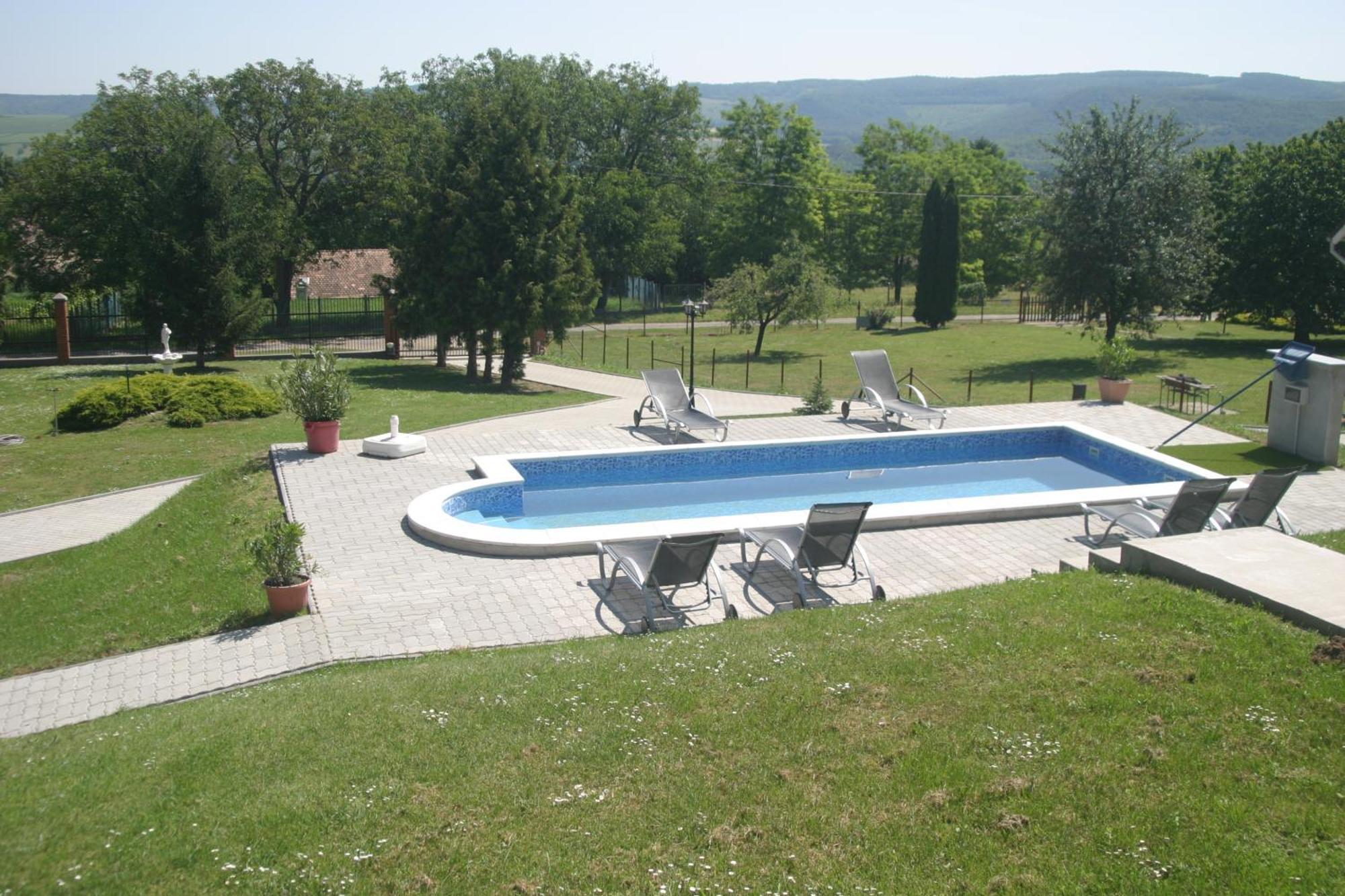 Villa Teleki Exterior photo